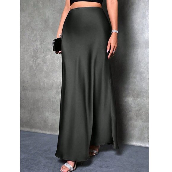 Satin maxi skirt long minimalist luxe classy navy blue - Picture 7 of 10